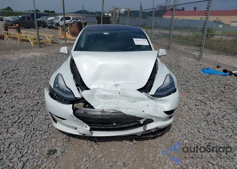 2018 Tesla Model 3 Long Range/Performance из США, поврежденный, VIN 5YJ3E1EB6JF131306